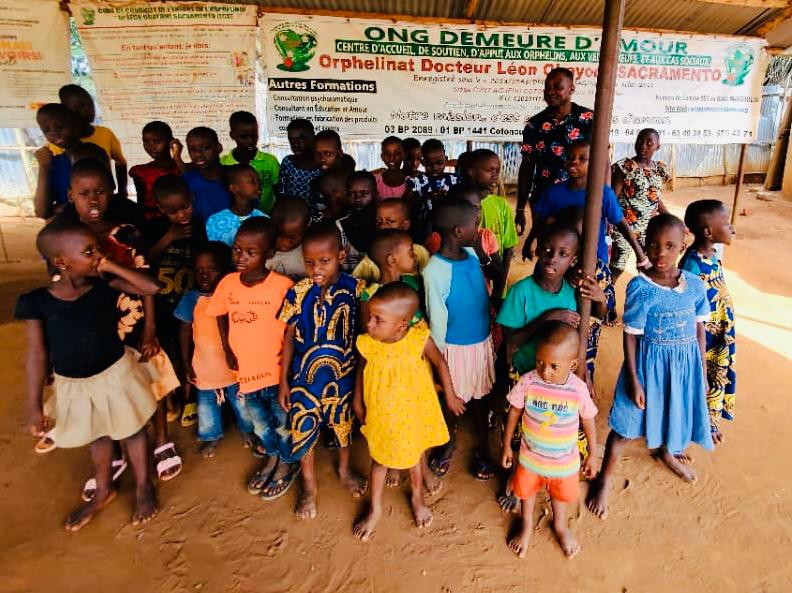 Première édition de partage à l'orphelinat Demeure d'amour de Glo-Djigbé